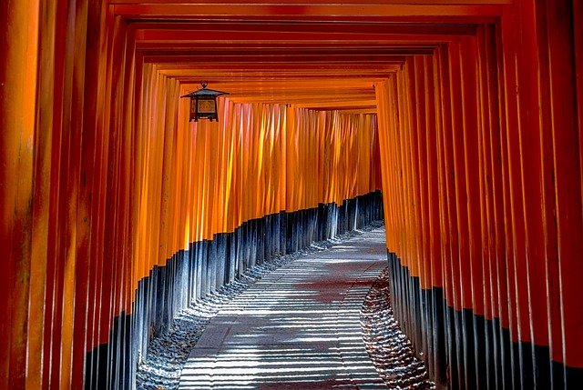 torii-1886975_640.jpg